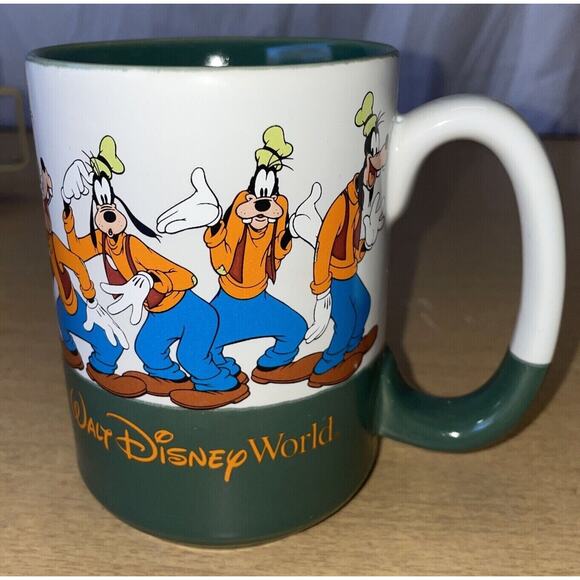 Walt Disney World Goofy Coffee/Tea Mug 14 Oz 5” Tall - Picture 1 of 4